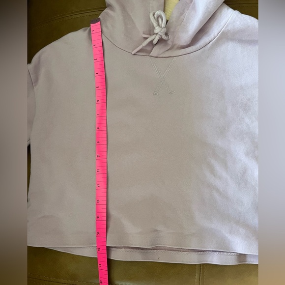 Gymshark Cropped Hoodie - Picture 5 of 8